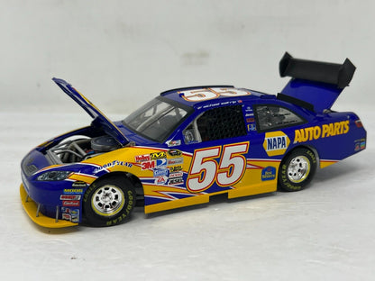 Action Nascar #55 Michael Waltrip NAPA 2008 Toyota Camry 1:24 Diecast