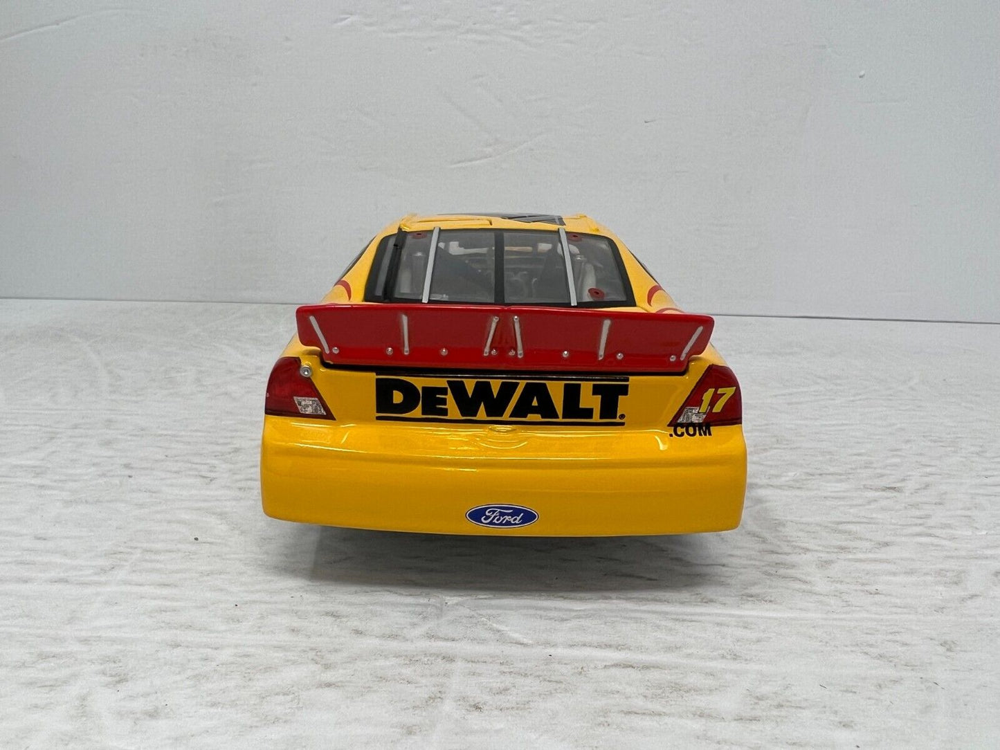 Team Caliber Nascar #17 Matt Kenseth Dewalt Flames 2002 Ford Taurus 1:24 Diecast