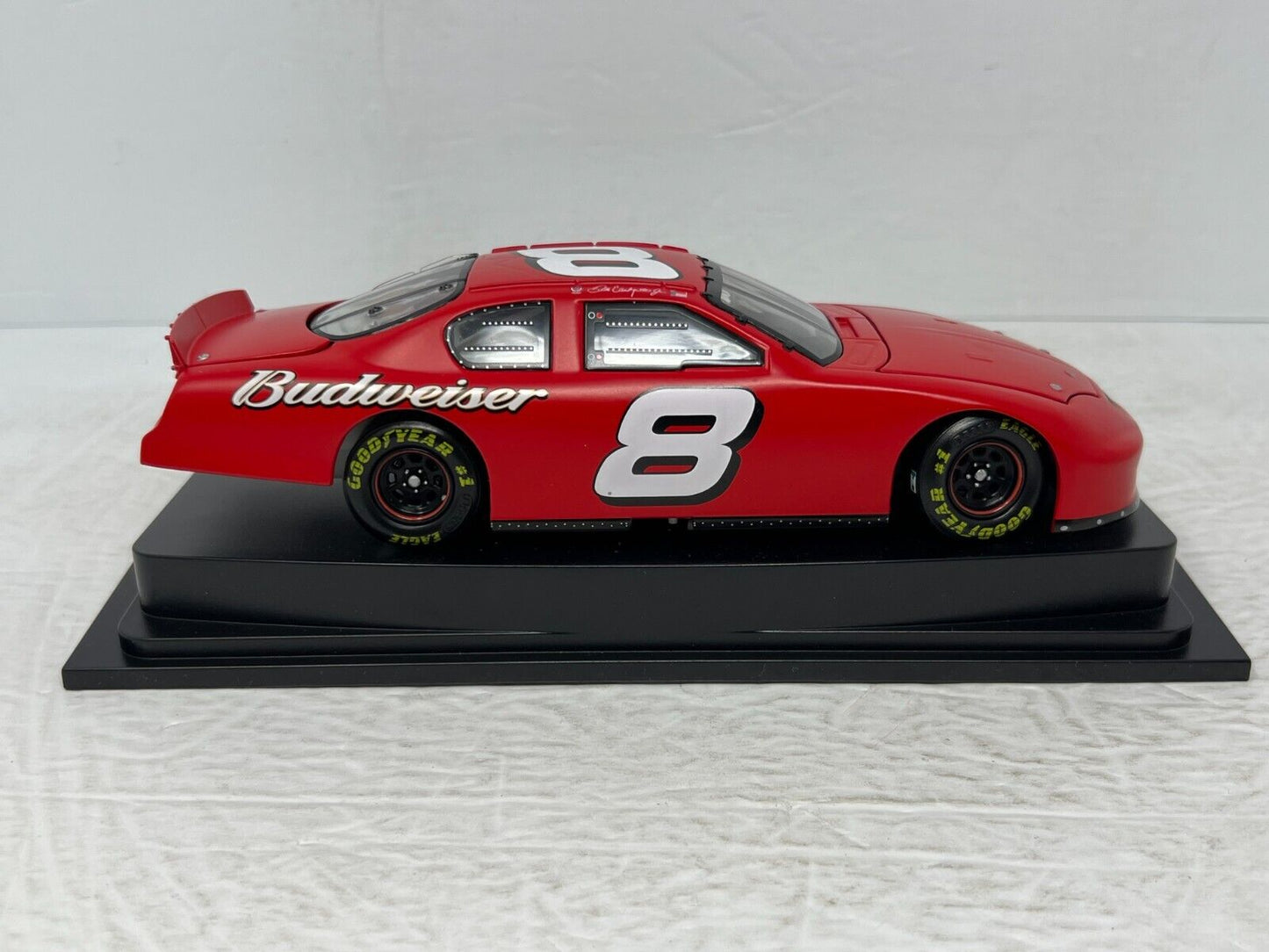 Revell Nascar #8 Dale Earnhardt Jr. Budweiser 2005 Chevy Test Car 1:24 Diecast