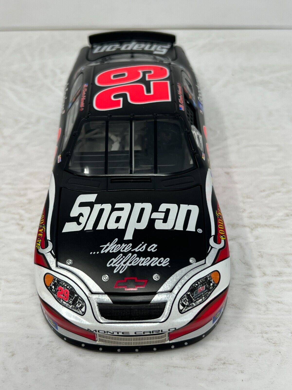 Action Nascar #29 Kevin Harvick Snap-On GM Dealers 2004 Monte Carlo 1:24 Diecast