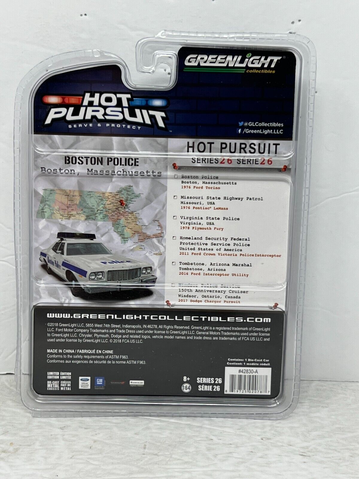 Greenlight Hot Pursuit Boston Police 1976 Ford Torino 1:64 Diecast