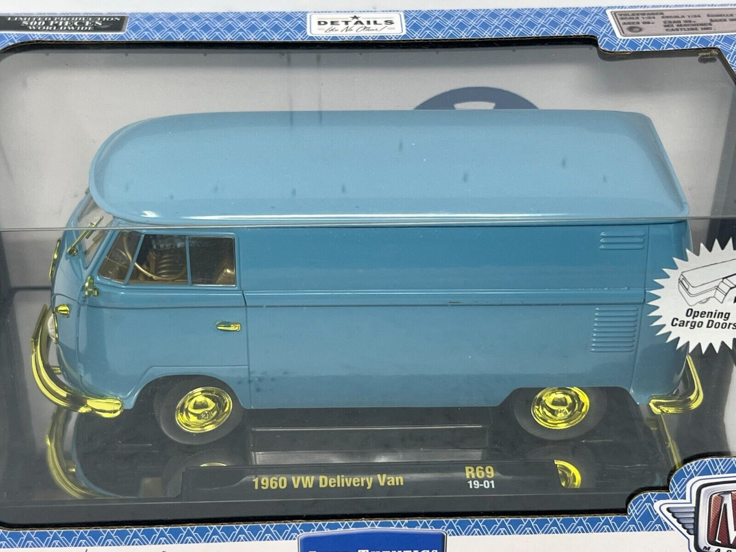 M2 Machines CHASE Auto-Thentics 1960 VW Delivery Van R69 1:24 Diecast