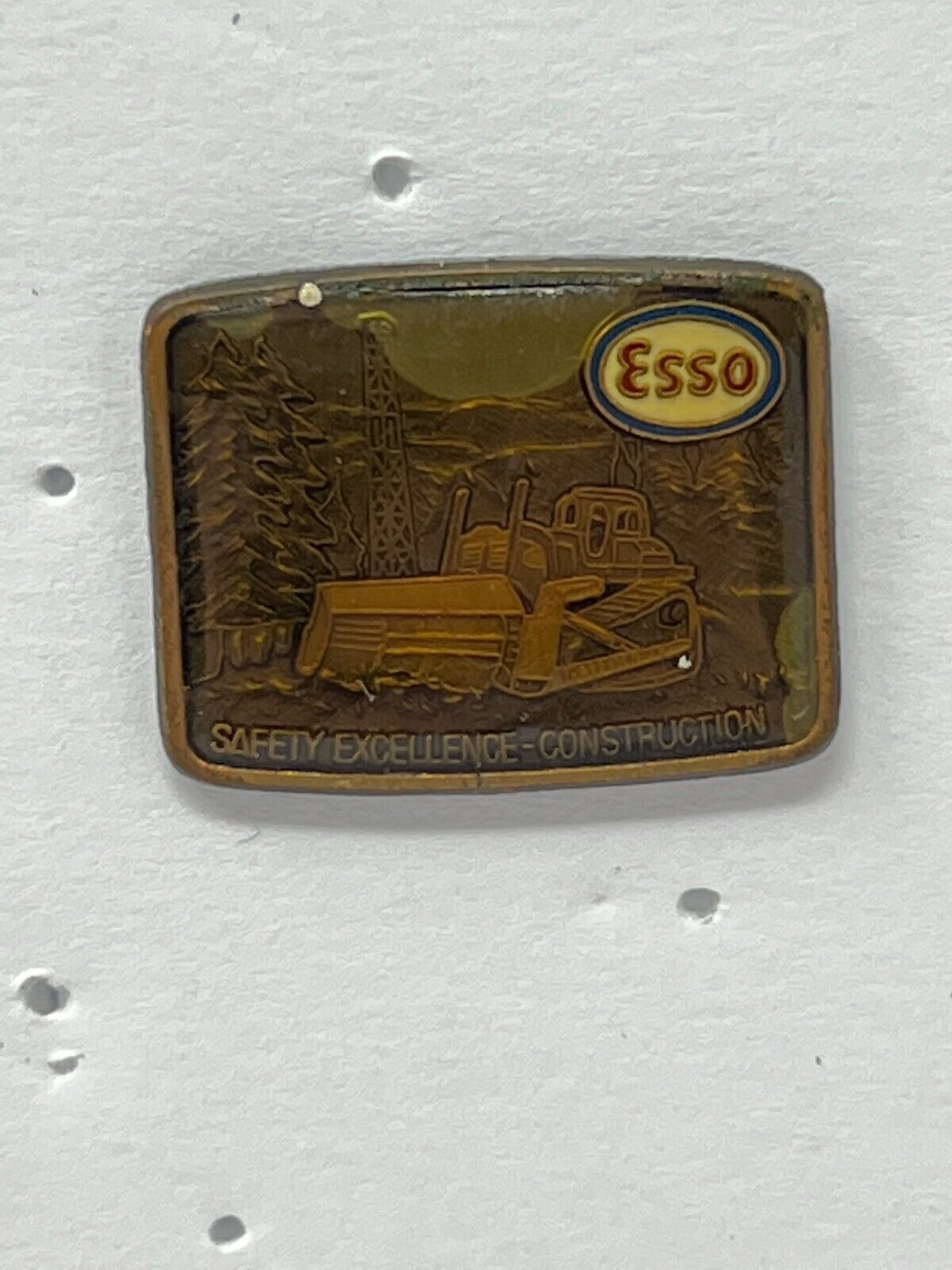 Esso Safety Excellence Construction Gas & Oil Lapel Pin