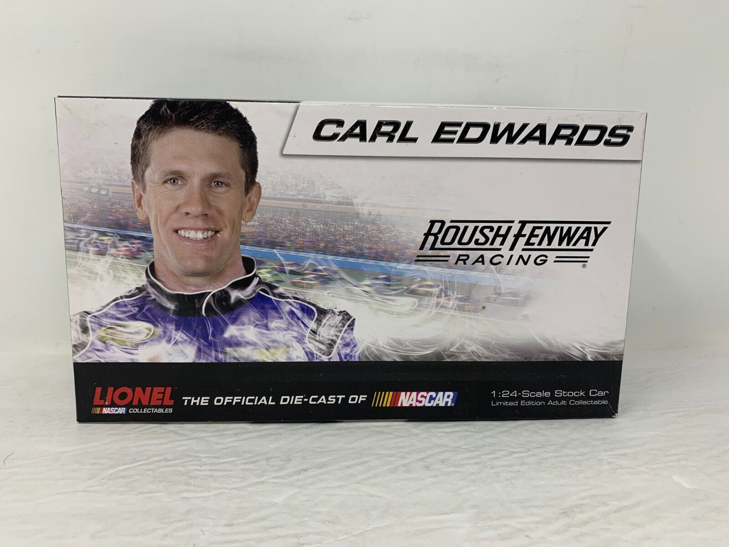 Lionel Racing Nascar #99 Carl Edwards Cheez-It 2013 Ford Fusion 1:24 Diecast