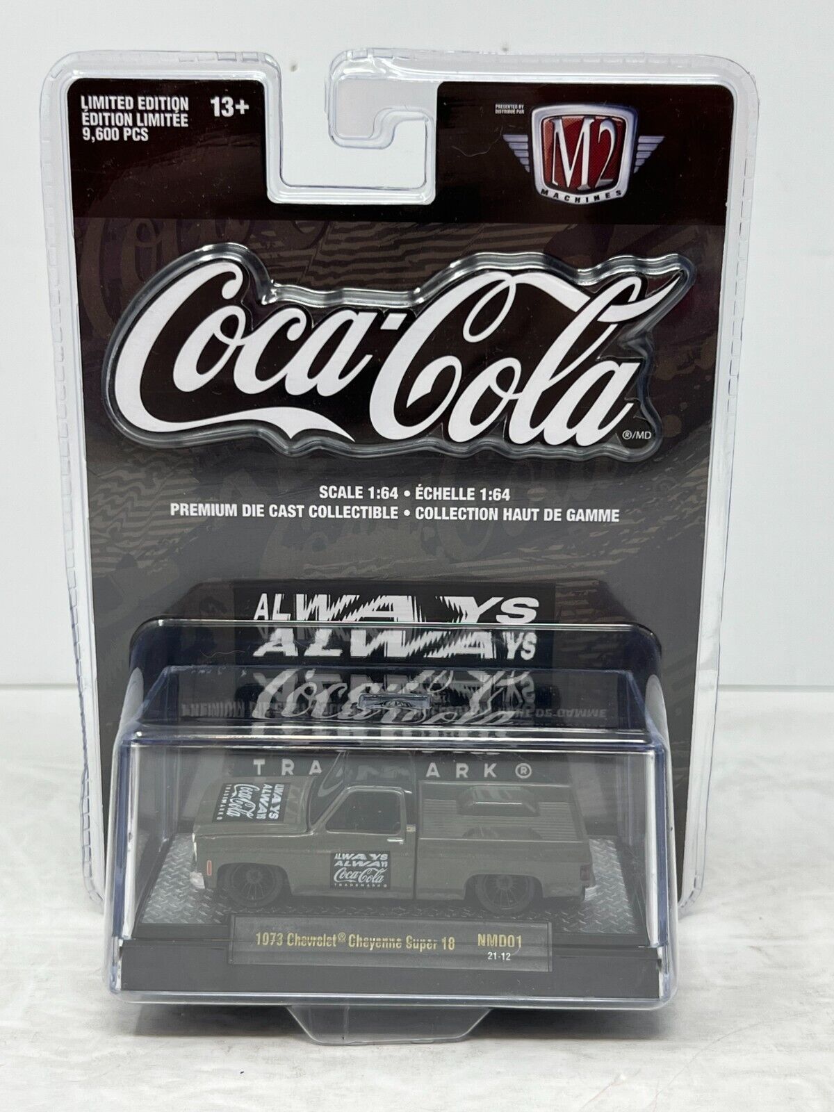 M2 Machines Coca-Cola 1973 Chevrolet Cheyenne Super 10 NMD01 1:64 Diecast