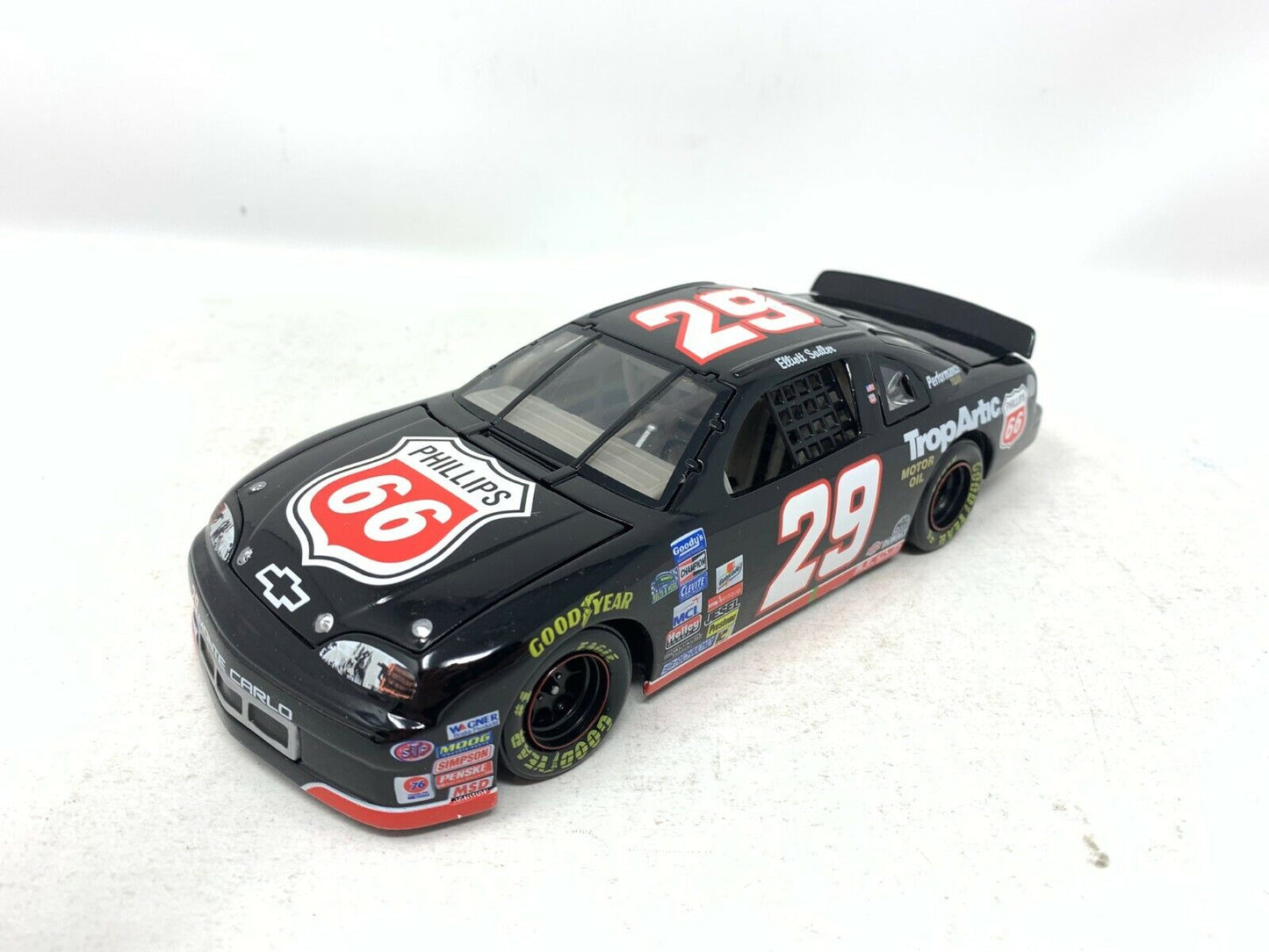 Action Nascar #29 Elliott Sadler Phillips 66 Chevy Monte Carlo 1997 1:24 Diecast