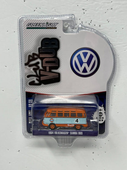 Greenlight Club V-Dub 1964 Volkswagen Samba Bus 1:64 Diecast