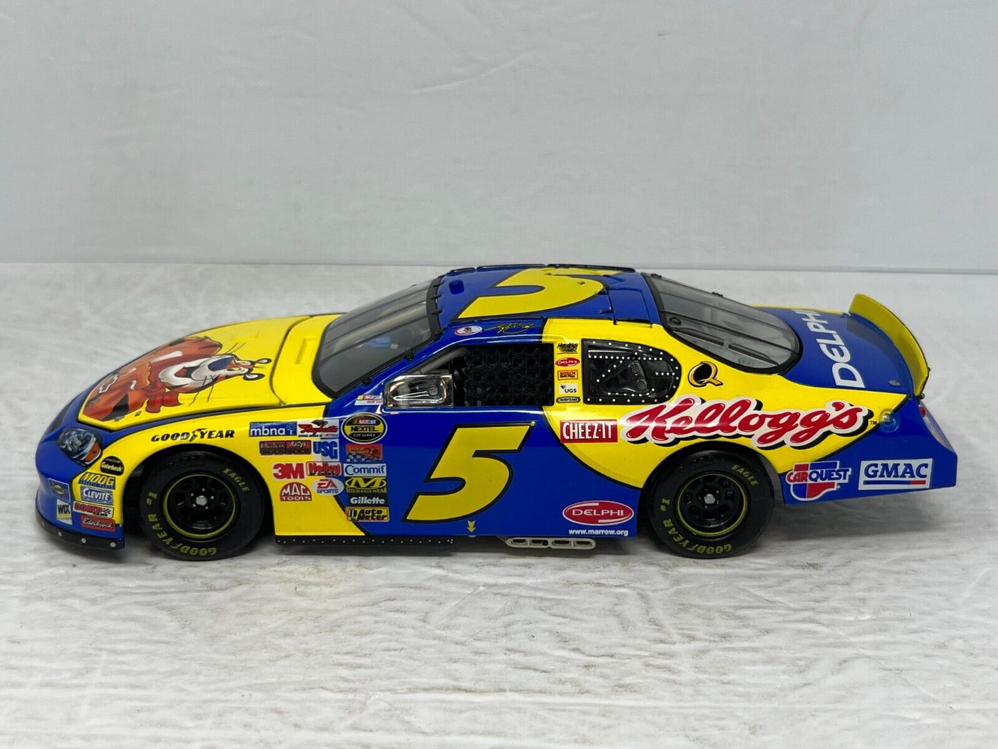 Team Caliber Preferred Nascar #5 Terry Labonte Kellogg's 2000 Chevy 1:24 Diecast