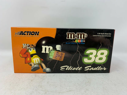 Action Nascar #38 M&M's Elliott Sadler Halloween 2004 Ford Taurus 1:24 Diecast