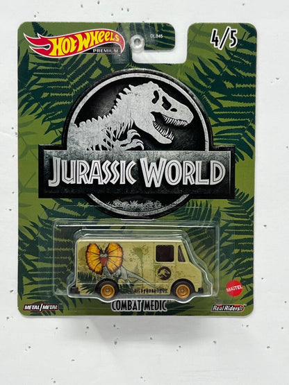 Hot Wheels Premium Pop Culture Jurassic World Combat Medic POP Culture 1:64 Diecast