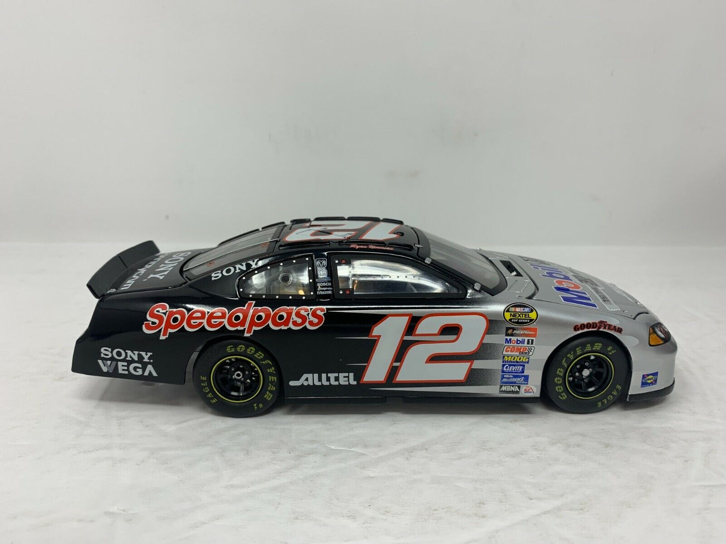 Team Caliber Nascar #12 Ryan Newman Alltel 2003 Dodge Intrepid RT 1:24 Diecast