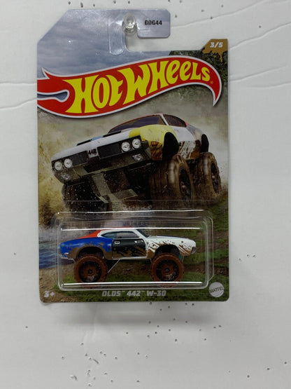 Complete Set of 5 Hot Wheels Off Road Mudd Runners 1:64 Diecast