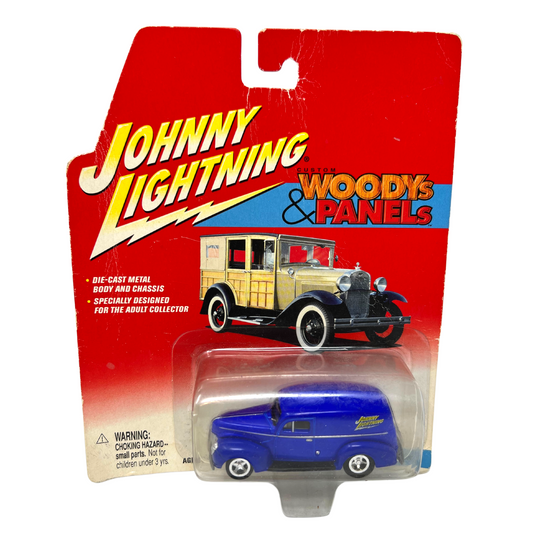 Johnny Lightning Custom Woodys & Panels 1955 Ford Panel Delivery 1:64 Diecast