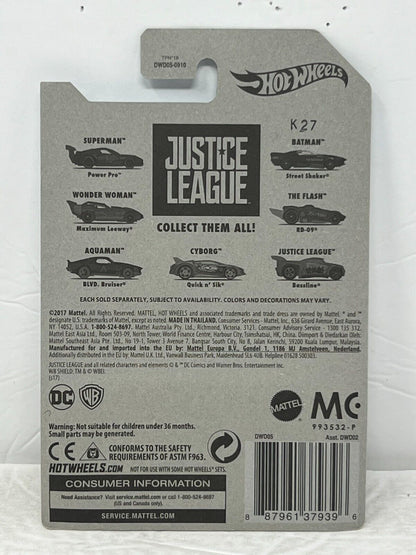 Hot Wheels DC Justice League Wonder Woman Maximum Leeway 1:64 Diecast