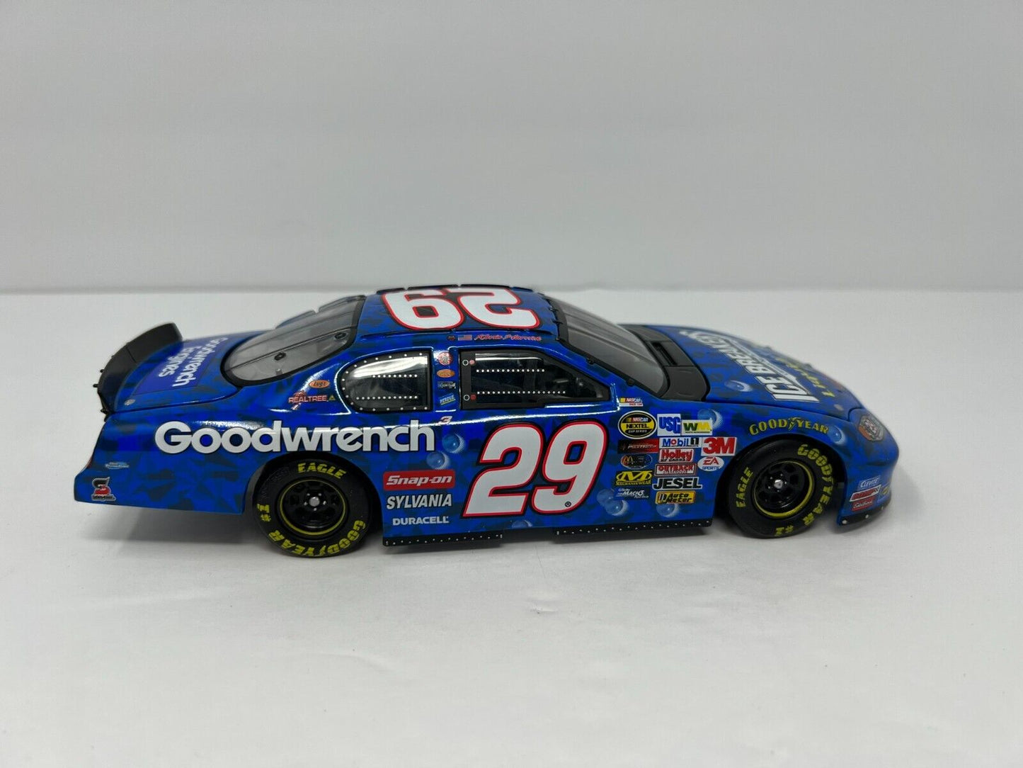 Action Nascar #29 Kevin Harvick GM Goodwrench Liquid Ice 2004 Chevy 1:24 Diecast