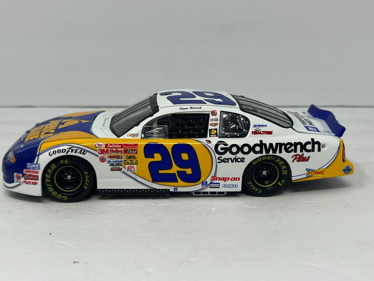 Action Nascar #29 Kevin Harvick AOL GM Goodwrench Monte Carlo 1:24 Diecast