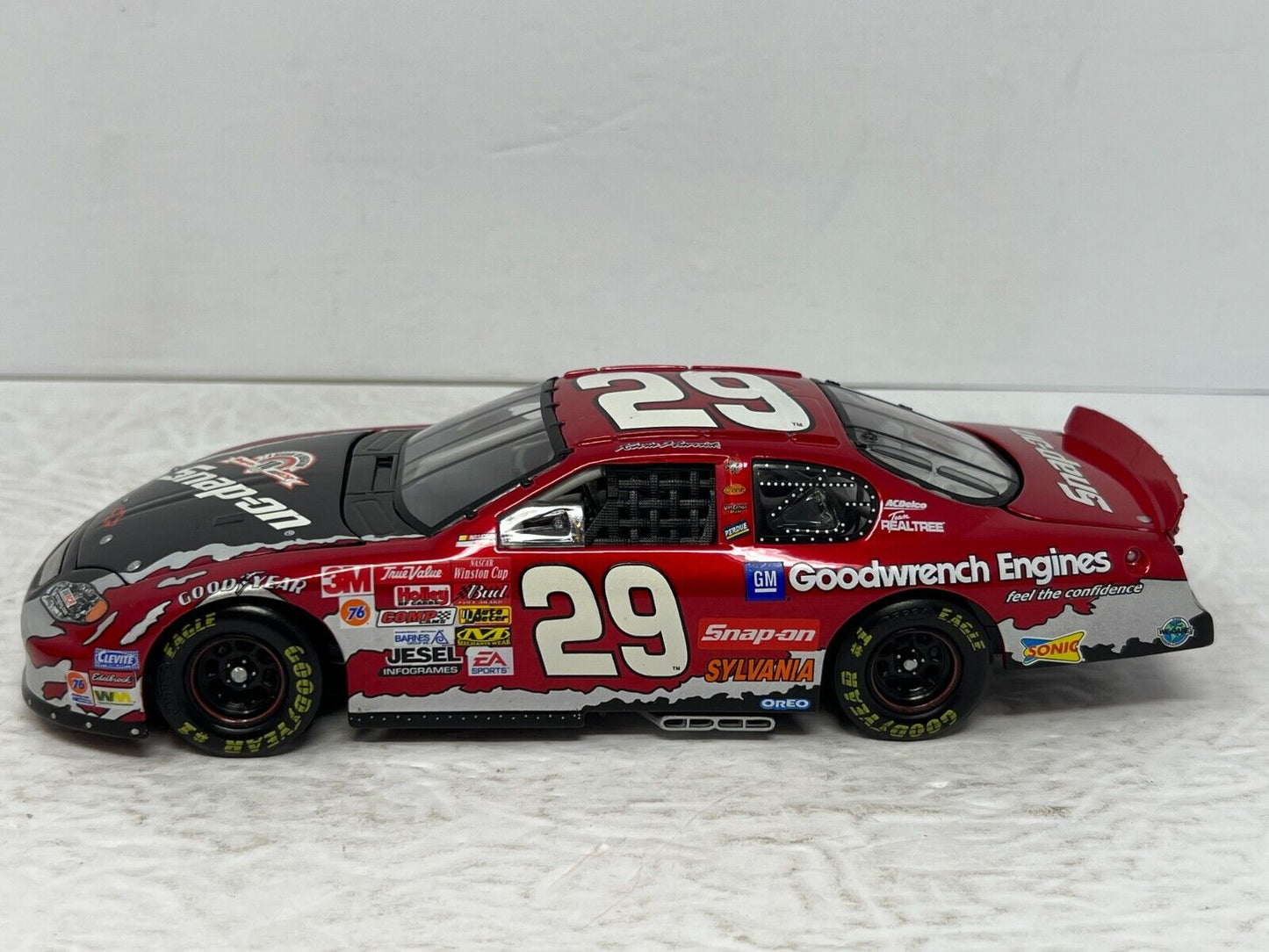 Action Nascar #29 Kevin Harvick Snap-On GM Goodwrench Dealers 2003 1:24 Diecast