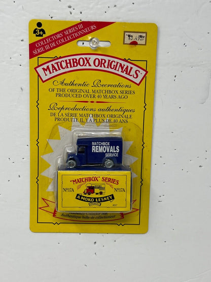 Matchbox Originals Authentic Recreations No. 17A O Type Bedford Removals Van