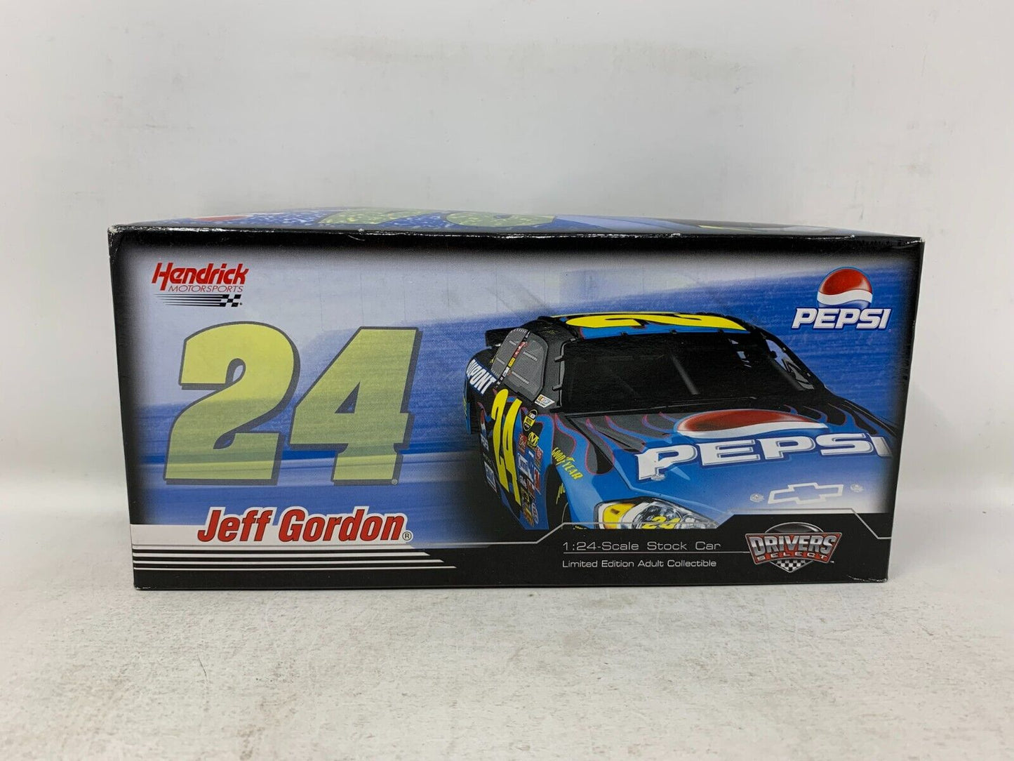 Motorsports Authentics #24 Jeff Gordon Pepsi 2007 Monte Carlo SS 1:24 Diecast