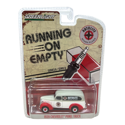 Greenlight Running on Empty Series 8 1939 Chevrolet Panel Truck 1:64 Diecast