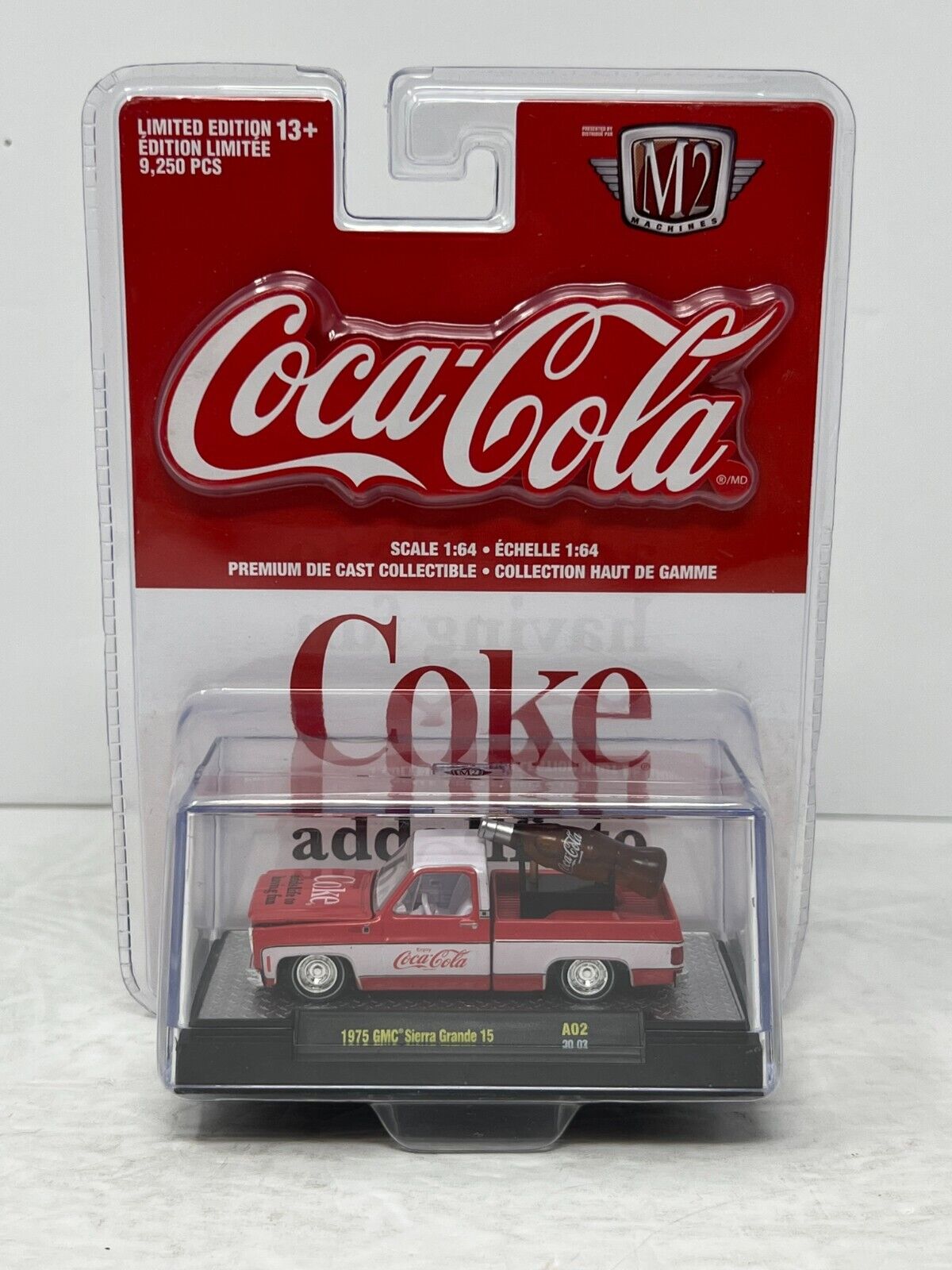 M2 Machines Coca-Cola 1975 GMC Sierra Grande 15 A02 1:64 Diecast