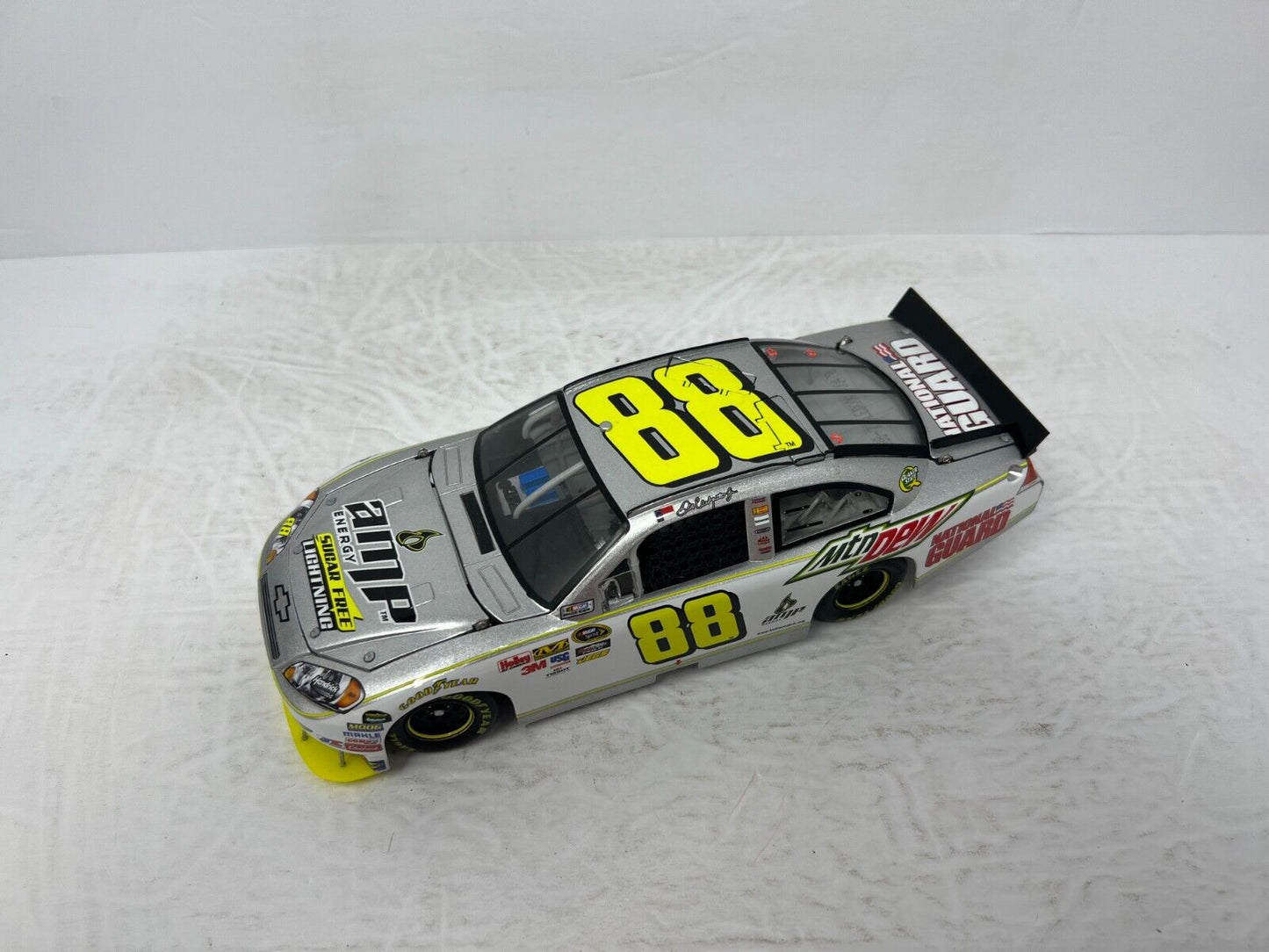 Action Nascar #88 Dale Earnhardt Jr AMP Energy Lightning 2010 Chevy 1:24 Diecast