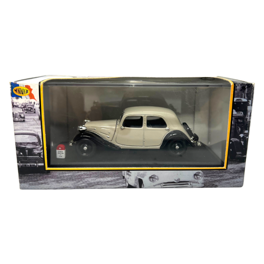 Nostalgie 1936 Citroen Traction 7C Berline 1:43 Diecast N001