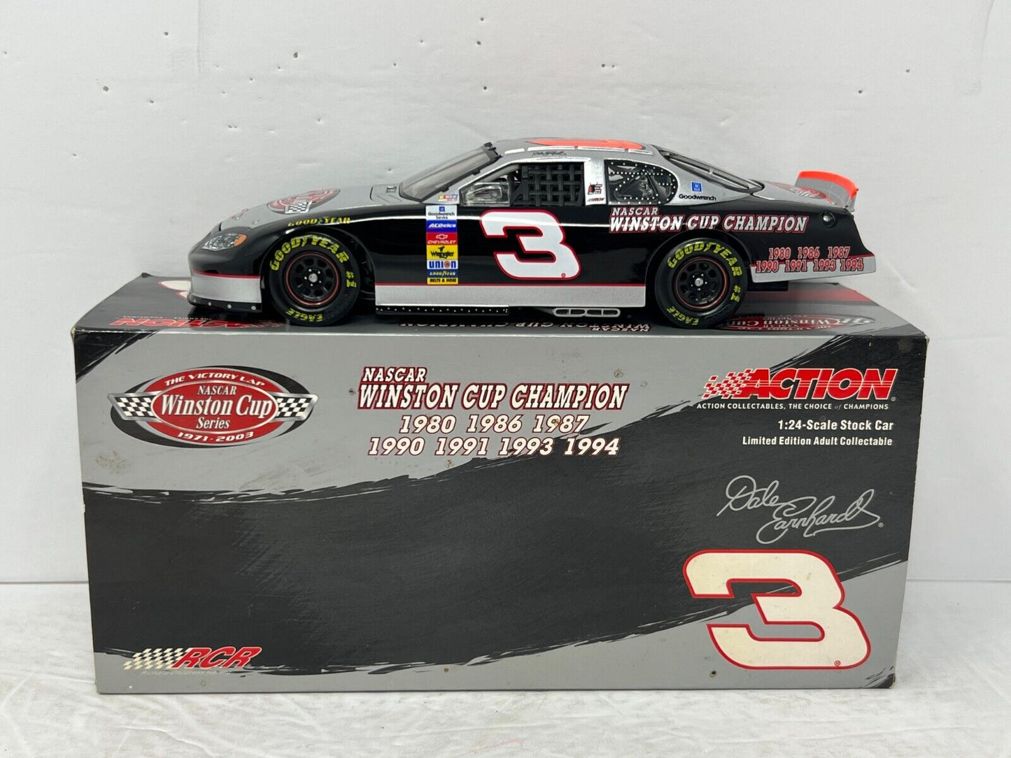 Action Nascar Dale Earnhardt Sr. Victory Lap 7x Champion GM Dealers 1:24 Diecast