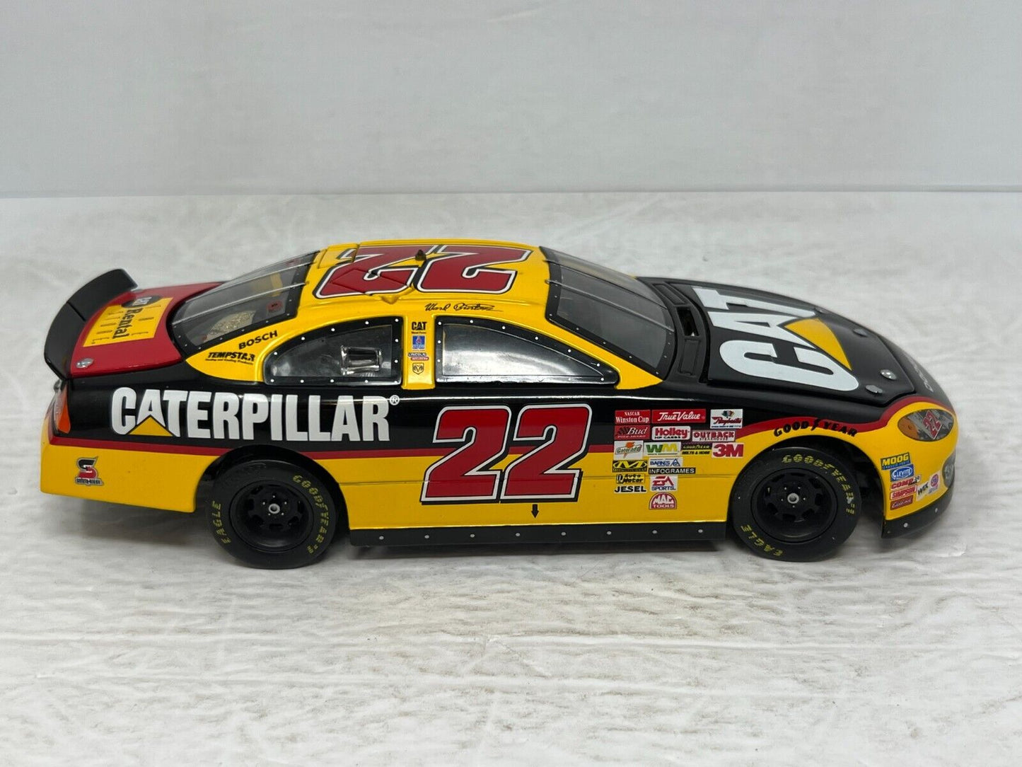 Ertl Racing Champions Nascar #22 Ward Burton Caterpillar Dodge 1:24 Diecast