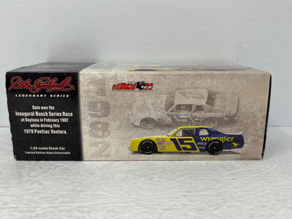 Action Nascar #15 Dale Earnhardt Sr. Wrangler Jean GM Dealers 1:24 Diecast