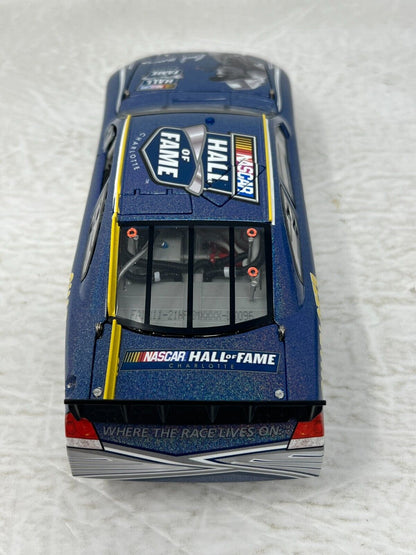 Lionel Nascar #11 Bud Moore NHOF Class of 2011 Ford Fusion 1:24 Diecast