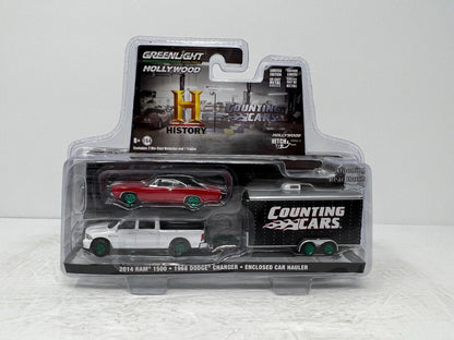 Greenlight Hollywood Hitch & Tow Counting Cars Green Machine Ram & Charger 1:64