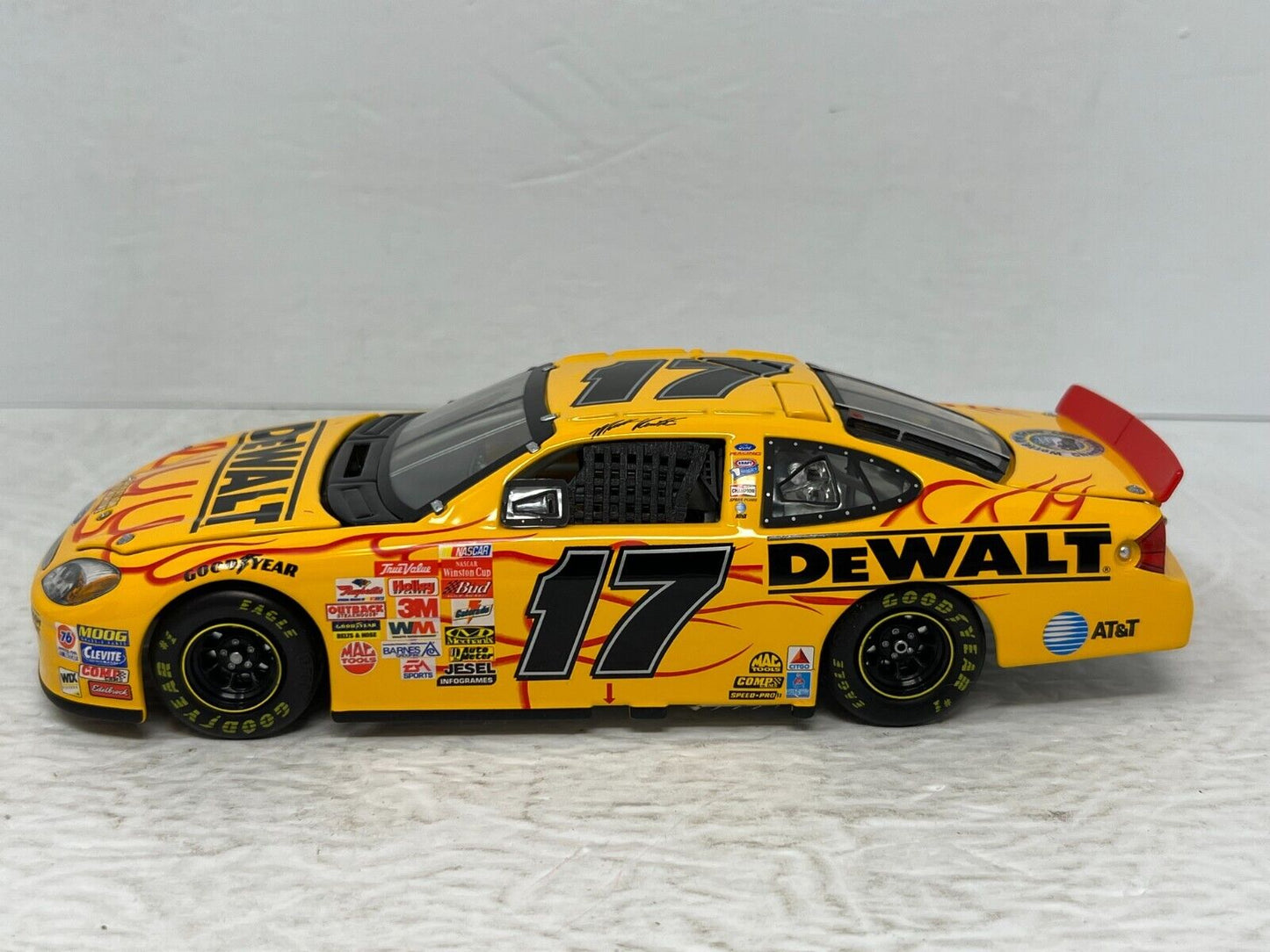 Team Caliber Nascar #17 Matt Kenseth Dewalt Flames 2002 Ford Taurus 1:24 Diecast