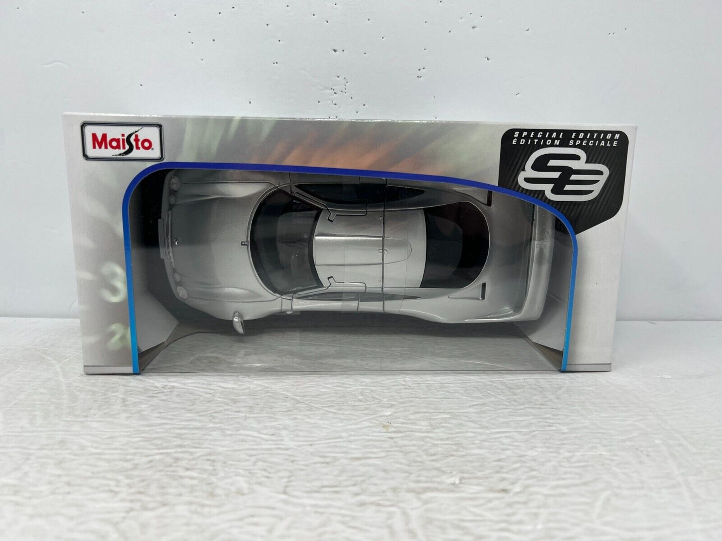 Maisto Mercedes-Benz CLK-GTR (Street Version) Special Edition 1:18 Diecast