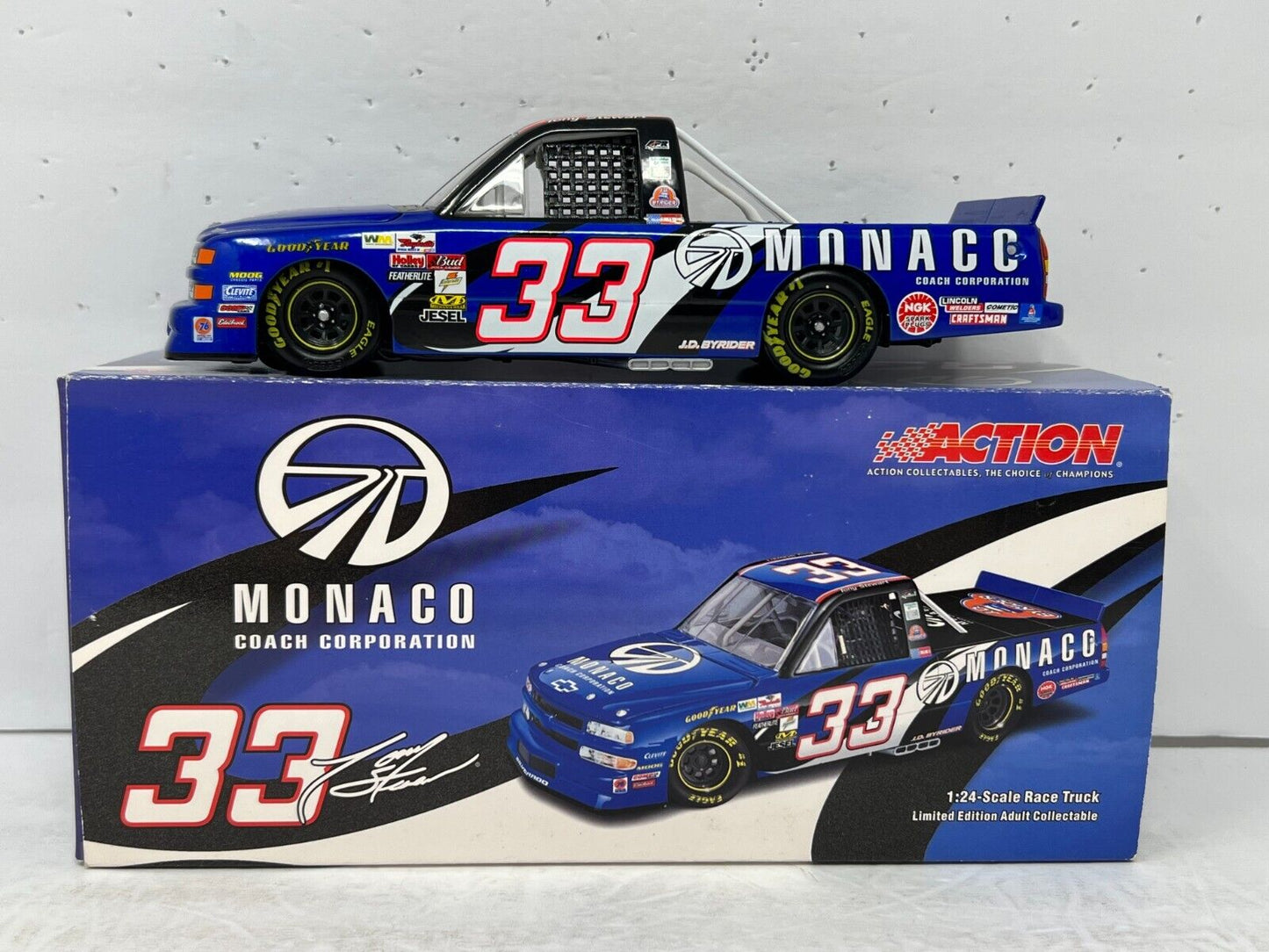 Action Nascar #33 Tony Stewart Monaco Motorcoaches Chevy Race Truck 1:24 Diecast