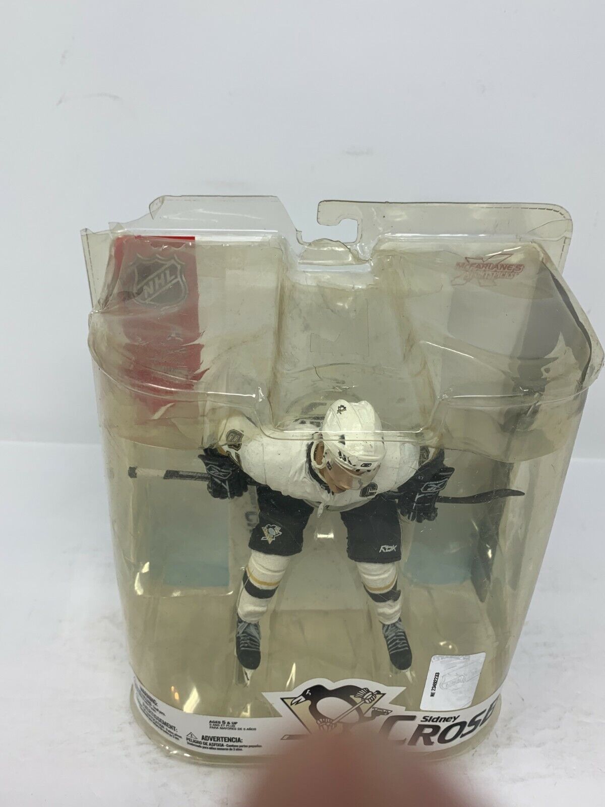 Mcfarlane NHL Sidney Crosby Pittsburgh Penguins White Jersey Series 16 Figure