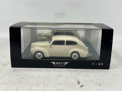 Neo Scale Models Ford Taunus G93A 1:43 Diecast