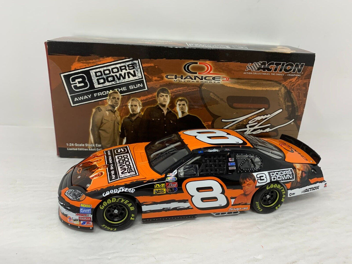 Action Nascar #8 3 Doors Down Tony Stewart 2003 Monte Carlo 1:24 Diecast