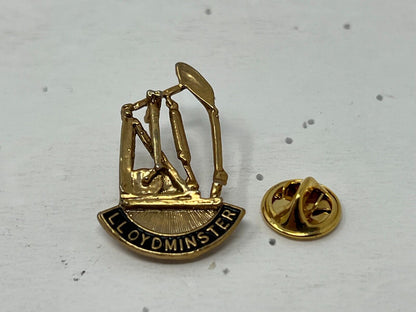 Oil Well Pumpjack Gas & Oil Lapel Pin