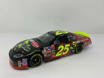 Action Nascar RCCA Joe Nemechek #25 UAW Delphi Uncle Kracker Chevy 1:24 Diecast