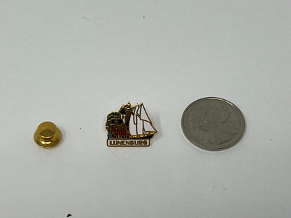 Lunenburg Nova Scotia Souvenir Cities & States Lapel Pin SP1