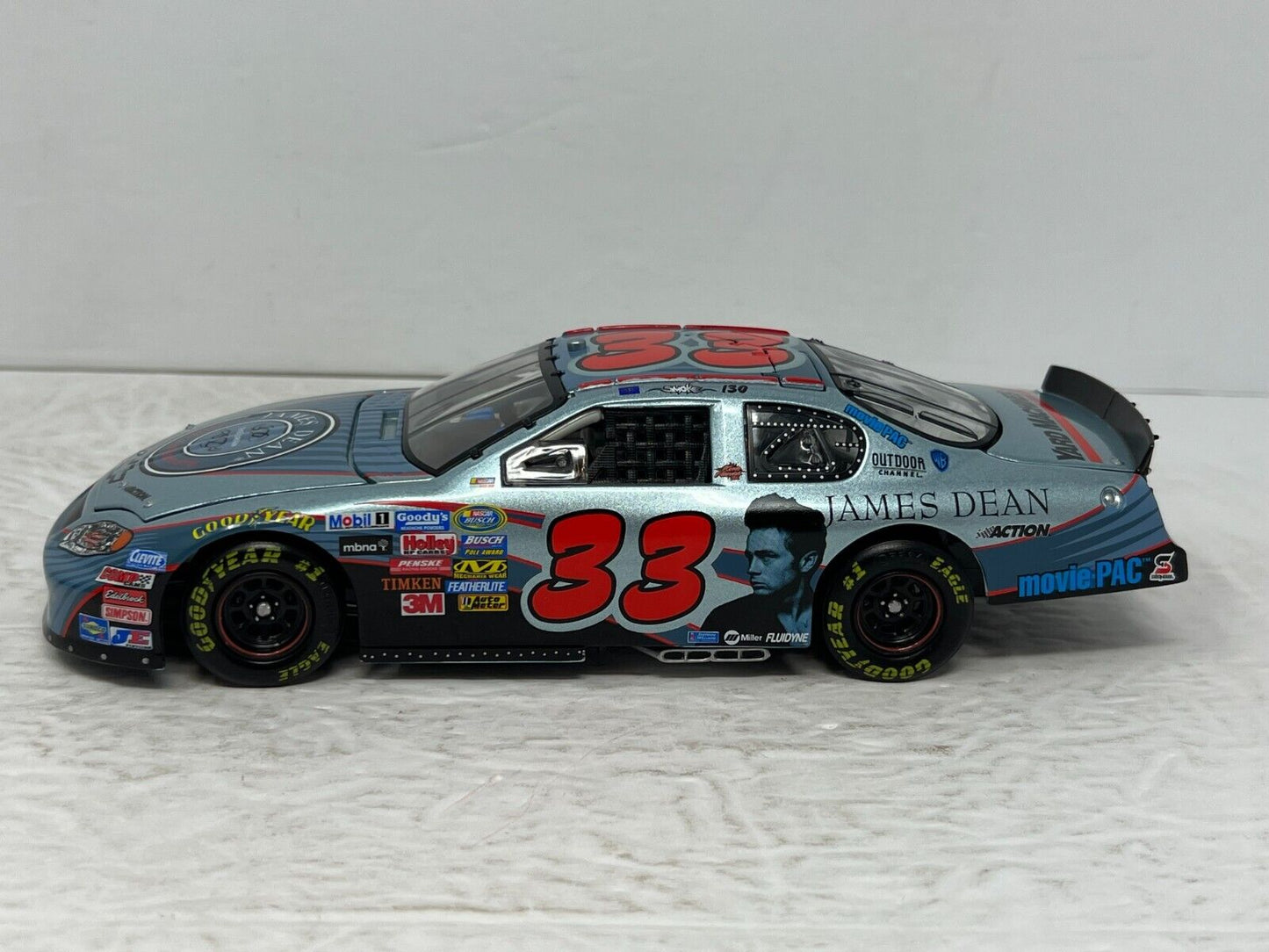 Action Nascar #33 Tony Stewart James Dean 50th GM Dealers 2005 1:24 Diecast