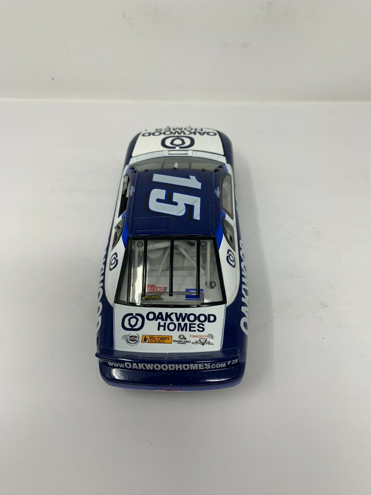 Action Nascar Ken Schrader #15 Oakwood Homes 1999 Monte Carlo Bank 1:24 Diecast