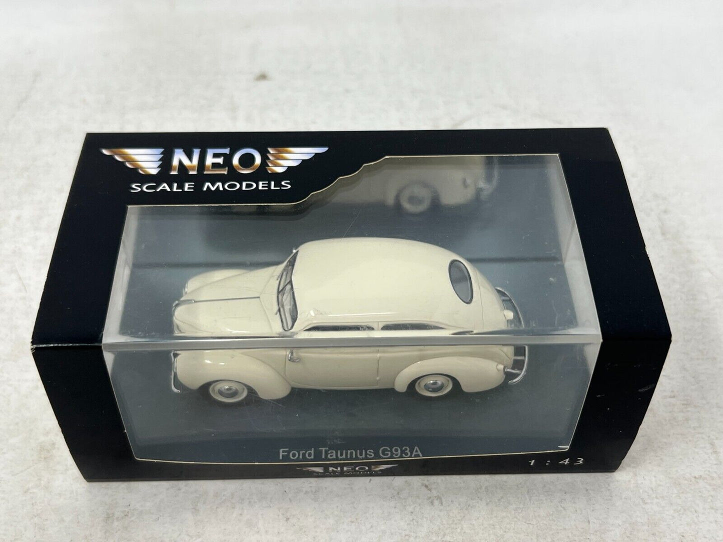 Neo Scale Models Ford Taunus G93A 1:43 Diecast