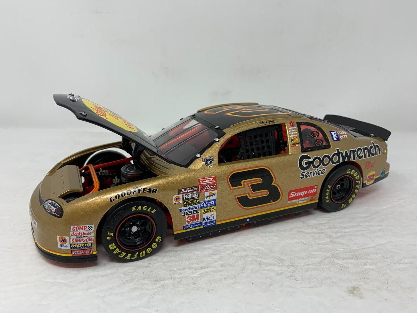 Revell Nascar #3 Bass Pro Shops Dale Earnhardt Sr. 1998 Monte Carlo 1:18 Diecast