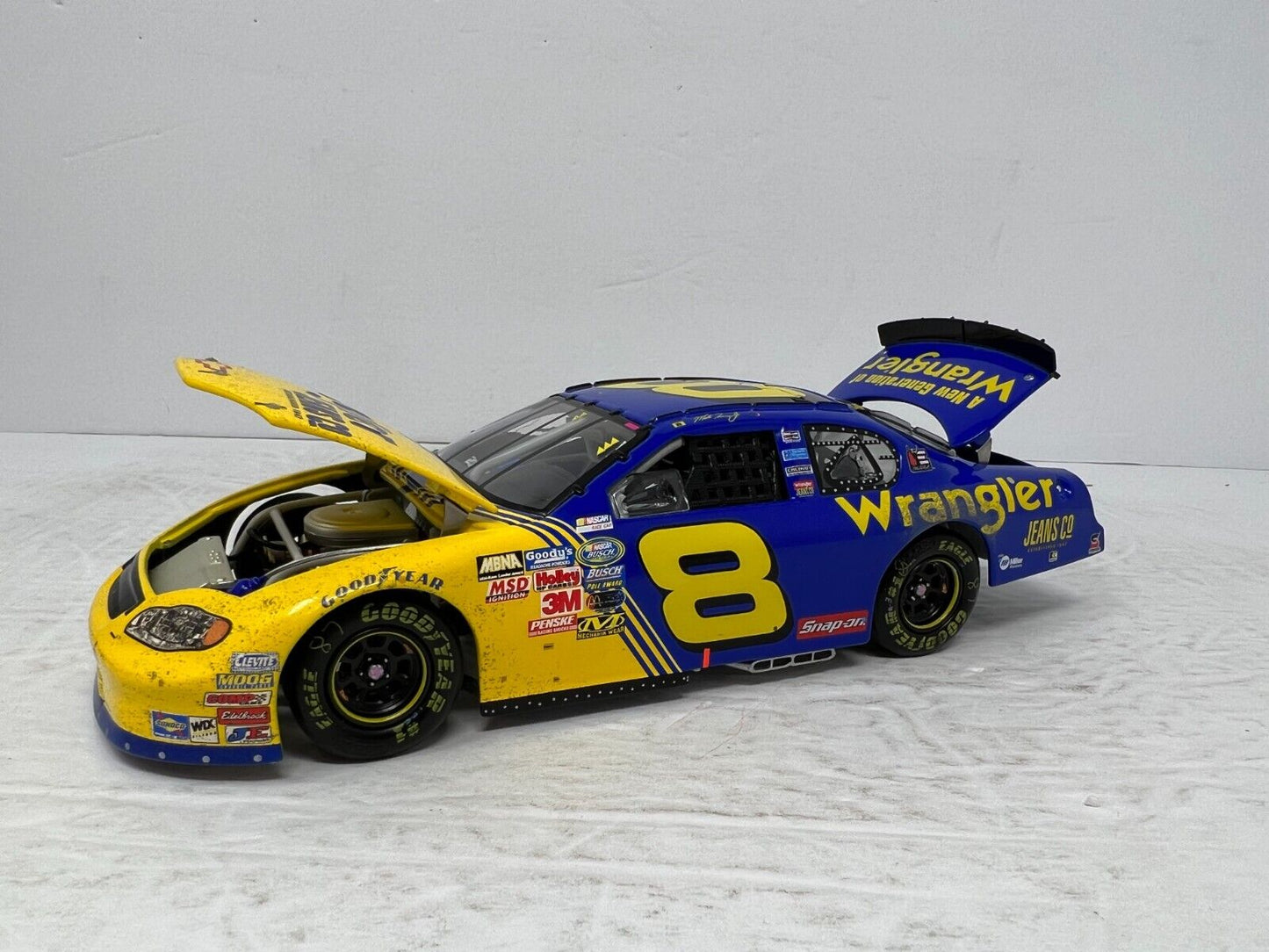 Action Nascar #8 Martin Truex Jr. Wrangler Retro Raced Version 2004 1:24 Diecast