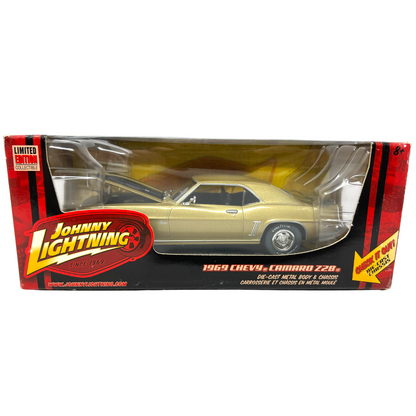 Johnny Lightning 1969 Chevy Camaro Z28 1:24 Diecast