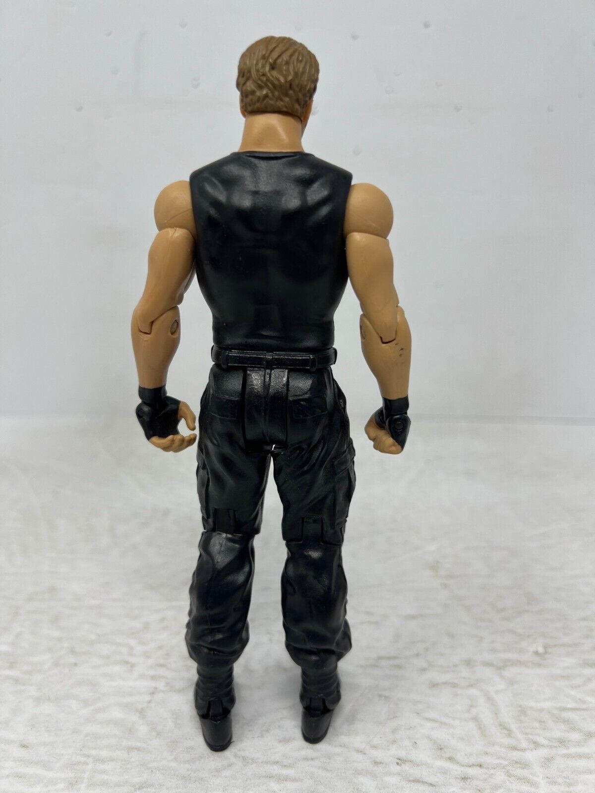 WWE Basic Battle Pack Series 26 Dean Ambrose Wrestling Action Figure