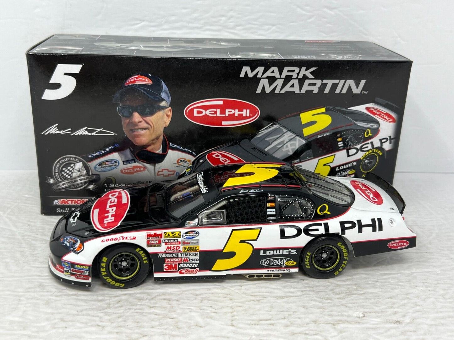 Action Nascar #5 Mark Martin Delphi 2008 Monte Carlo SS 1:24 Diecast