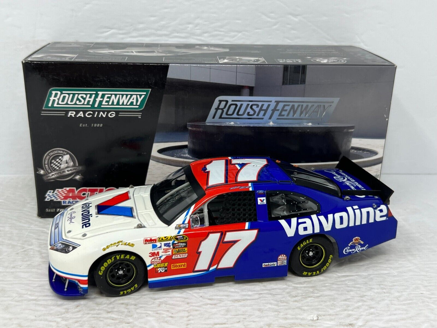 Action Nascar #17 Matt Kenseth Valvoline 2010 Fusion 1:24 Diecast